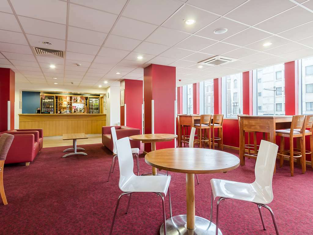 Travelodge Croydon Central Restoran fotoğraf